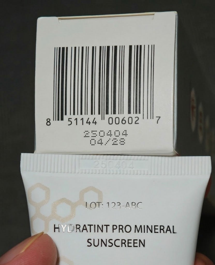 Alastin HydraTint Pro Mineral Broad Spectrum Sunscreen SPF 36 (3.2 oz)